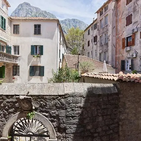 Well Located 1Bedroom In The Heart Of The Old Town Kotor Exterior foto