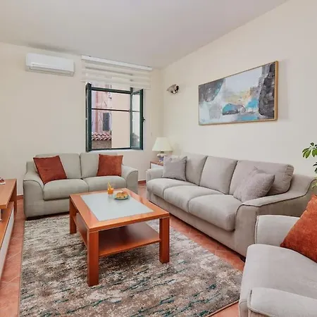 Well Located 1Bedroom In The Heart Of The Old Town Kotor Exterior foto